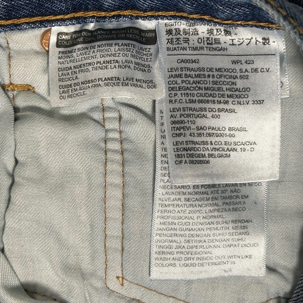 Levi Strauss 501 Mens 36x30 Button Fly Jeans Blue Denim Straight Leg - Picture 3 of 11